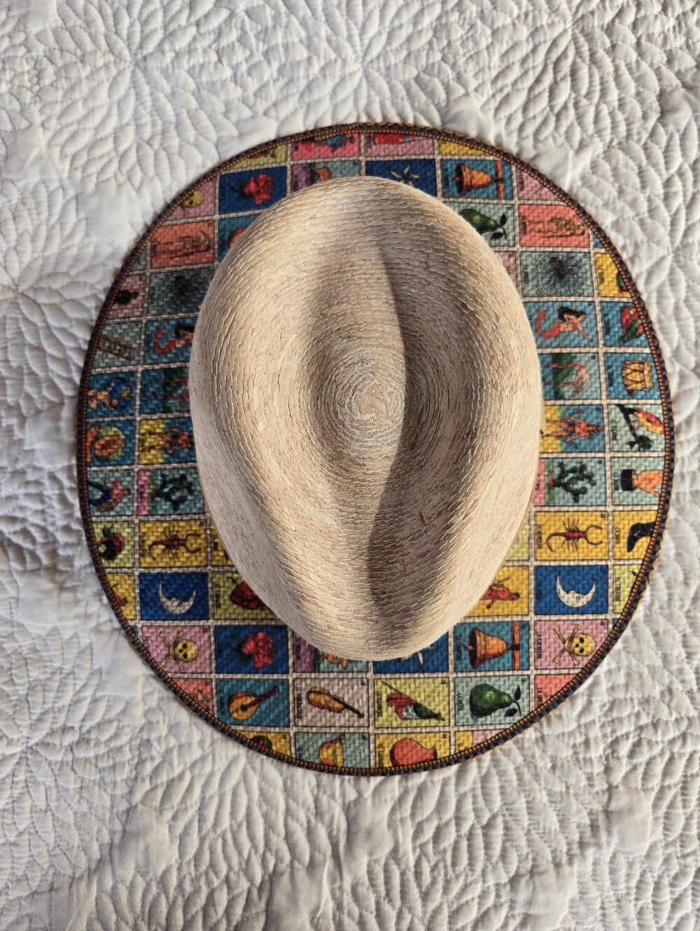 Classic Wide Brim Straw Hat with Colorful Lotería Print Brim - Picture 3 of 6